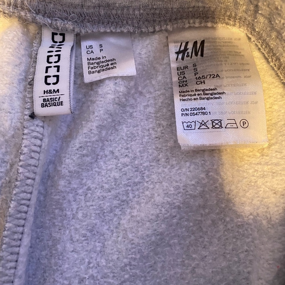 HM grey over sized sweats!